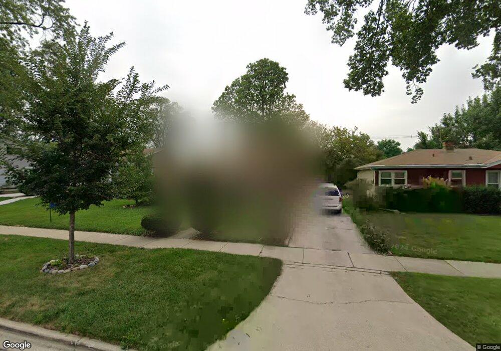 841 S Spring Rd, Elmhurst, IL 60126 - photo 1