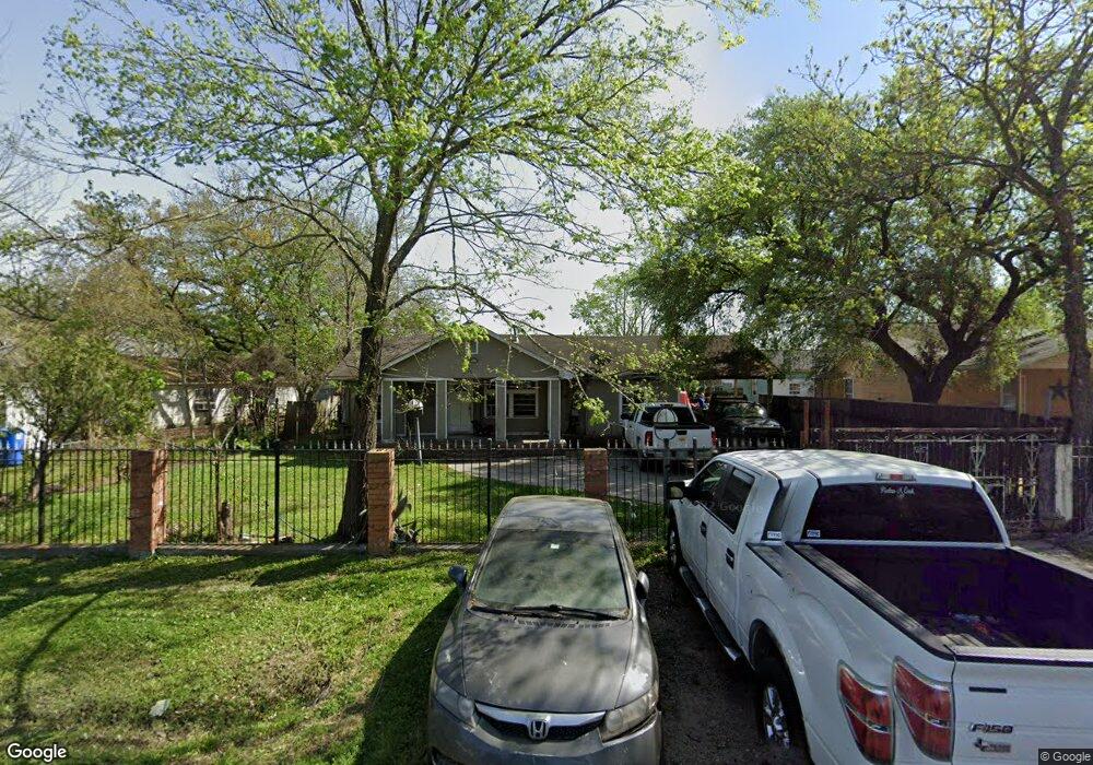 1906 Sunny Dr, Houston, TX 77093 - photo 1