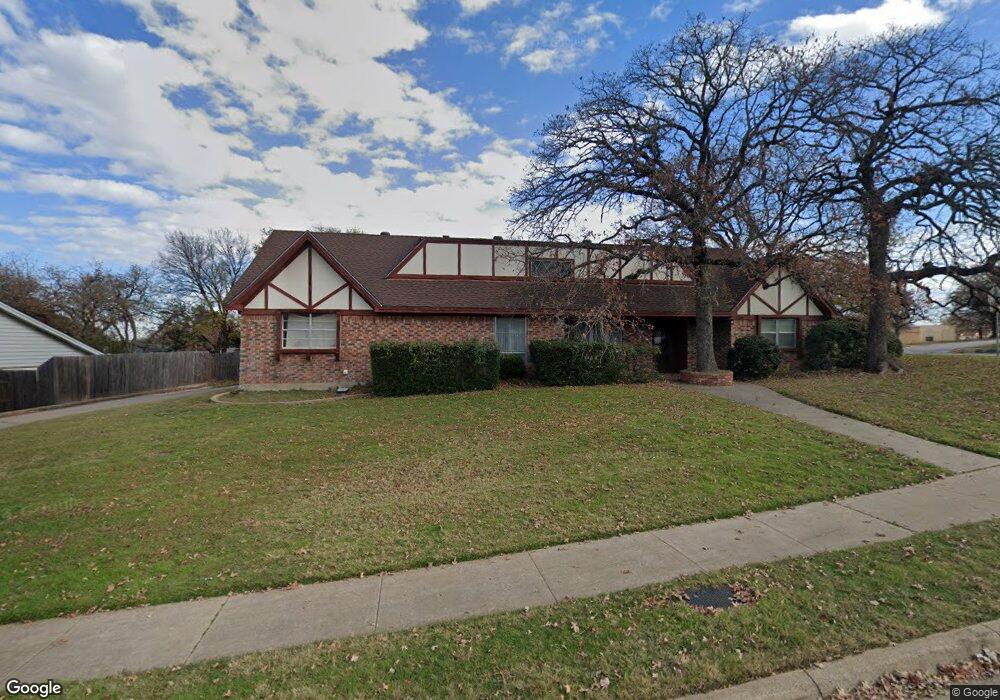 3600 Berwick Ln, Bedford, TX 76021 - photo 1