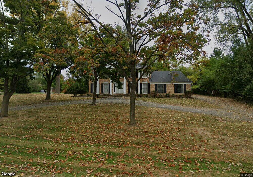 5119 Kings Gate Way, Bloomfield Hills, MI 48302 - photo 1