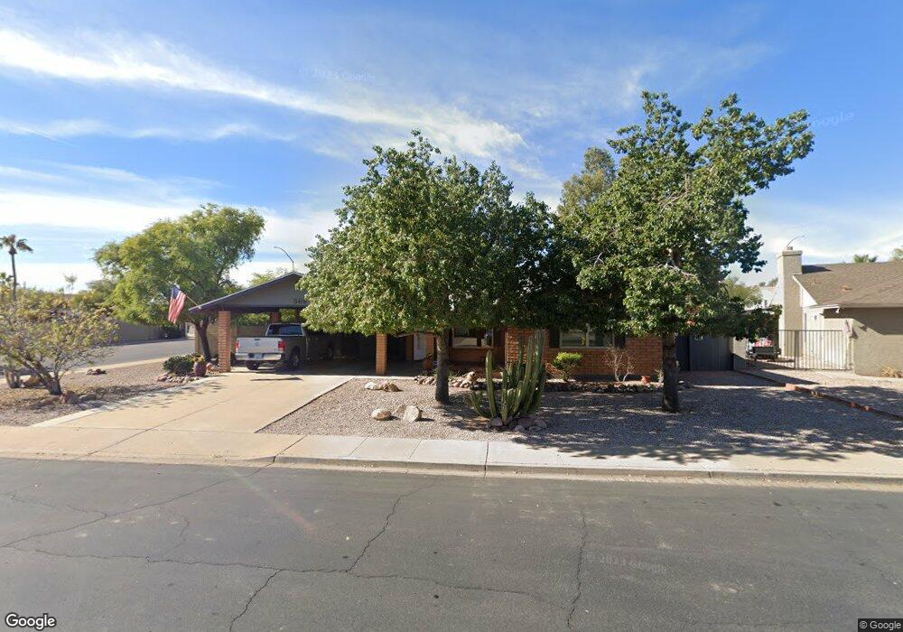 566 S Robin Ln, Mesa, AZ 85204 - photo 1