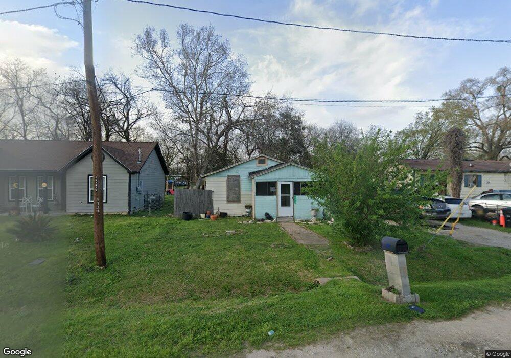 838 Fair St, Houston, TX 77088 - photo 1