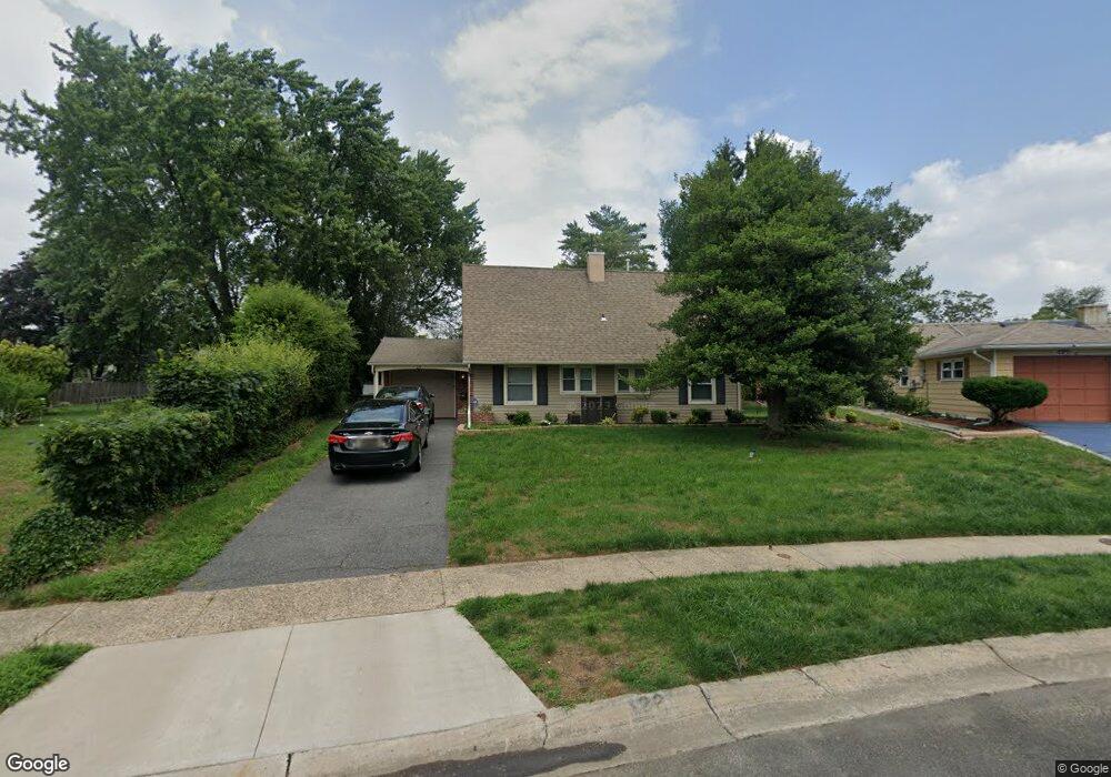 22 Snowdon Ln, Willingboro, NJ 08046 - photo 1