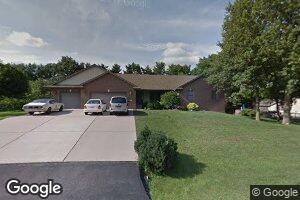 611 Crabapple Ln, Sherman, IL 62684