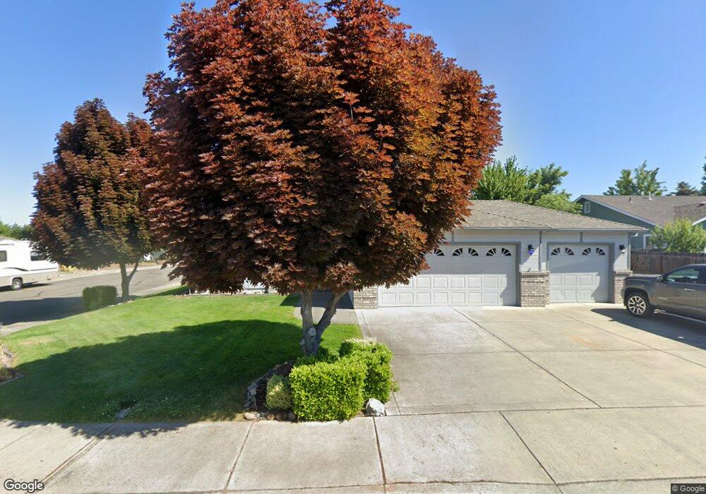 2605 Devonshire Place, Central Point, OR 97502 - photo 1