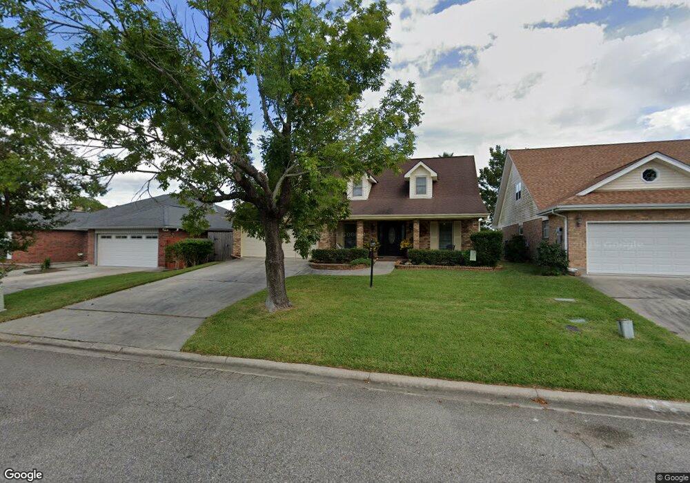 205 Eydie Ln, Slidell, LA 70458 - photo 1