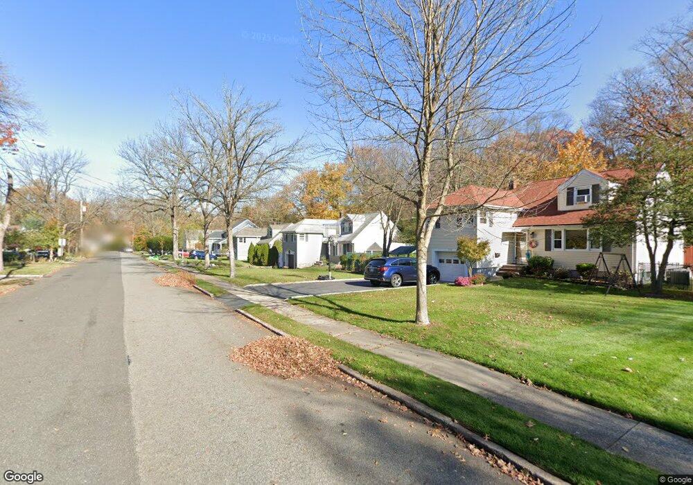 152 Village Cir E, Paramus, NJ 07652 - photo 1