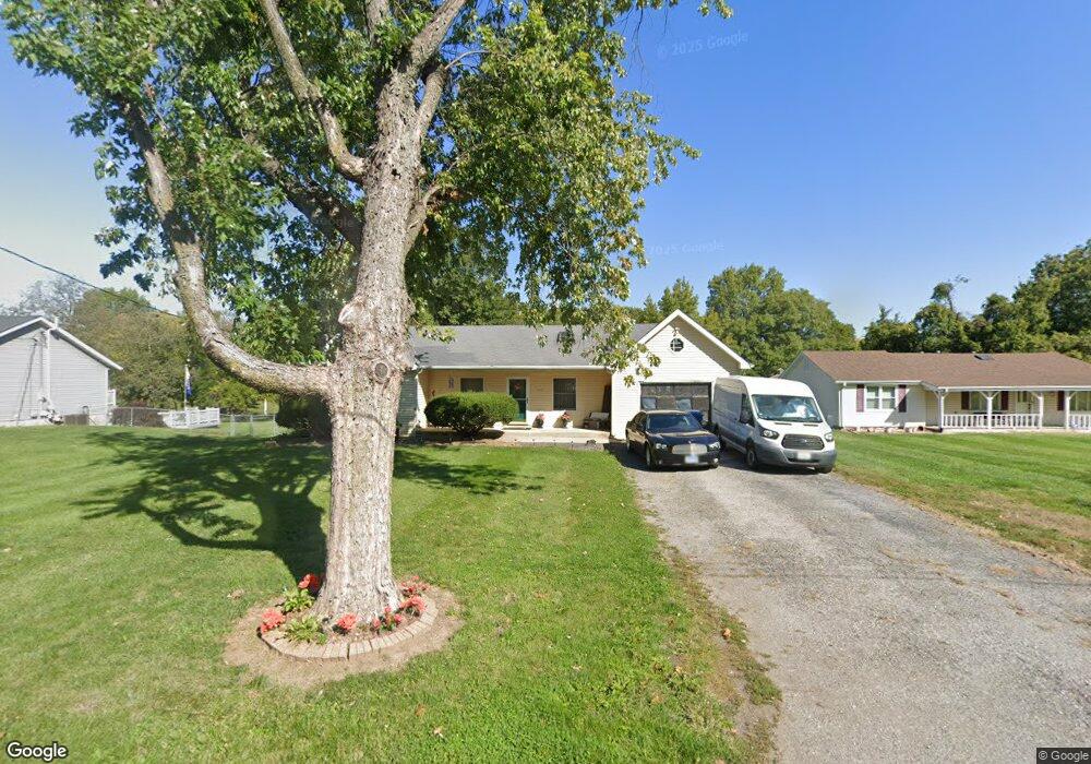 414 Drost St, Maryville, IL 62062 - photo 1