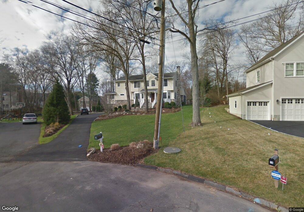 11 Peaceful Ln, Westport, CT 06880 - photo 1