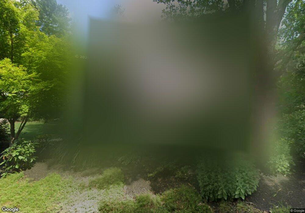 30 Seaver St, Wellesley Hills, MA 02481 - photo 1