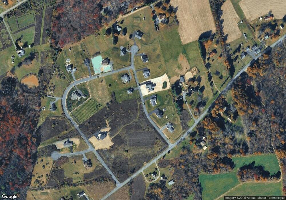 19 Basket Ln, Towamensing Township, PA 18235 - photo 1