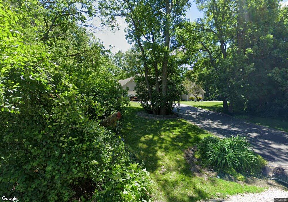 912 Lake Dr, Delafield, WI 53018 - photo 1