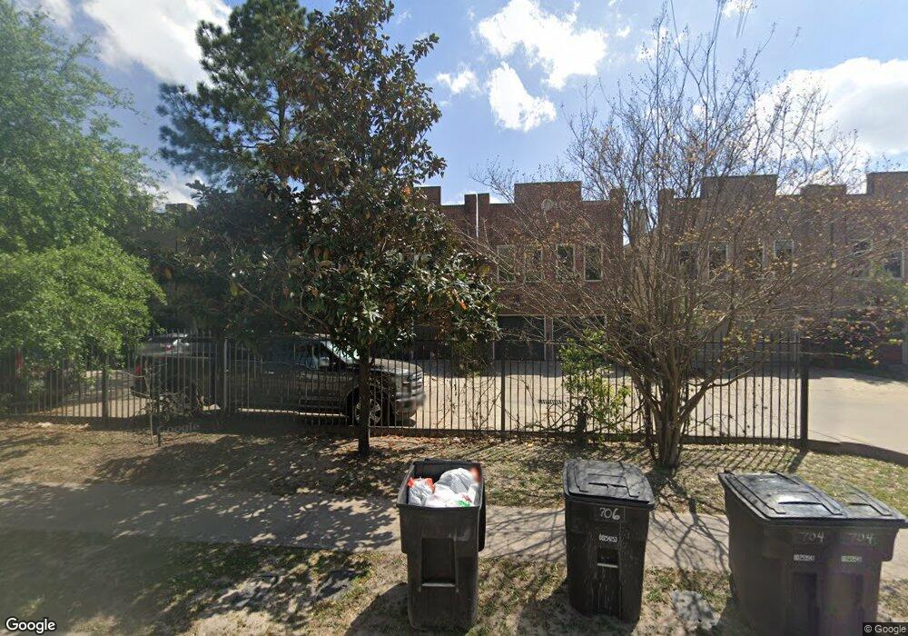 706 E 20th St, Houston, TX 77008 - photo 1