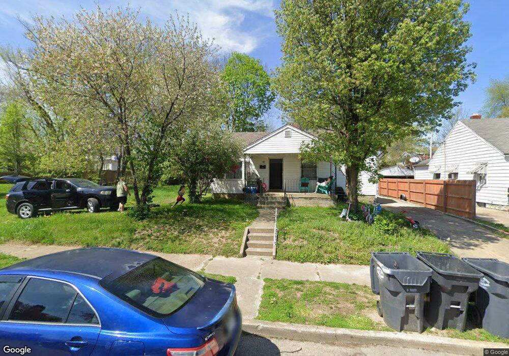 1322 W 13th St, Anderson, IN 46016 - photo 1