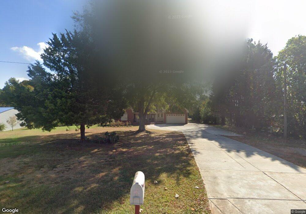 4945 Oliver Rd, Flowery Branch, GA 30542 - photo 1