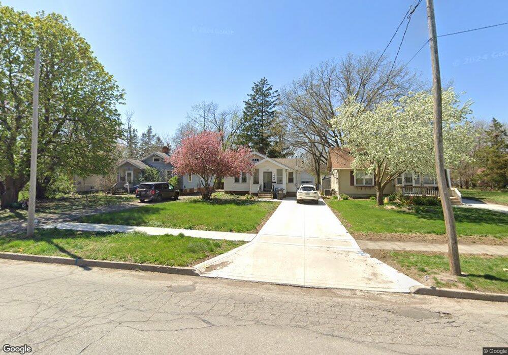 1704 48th St, Des Moines, IA 50310 - photo 1