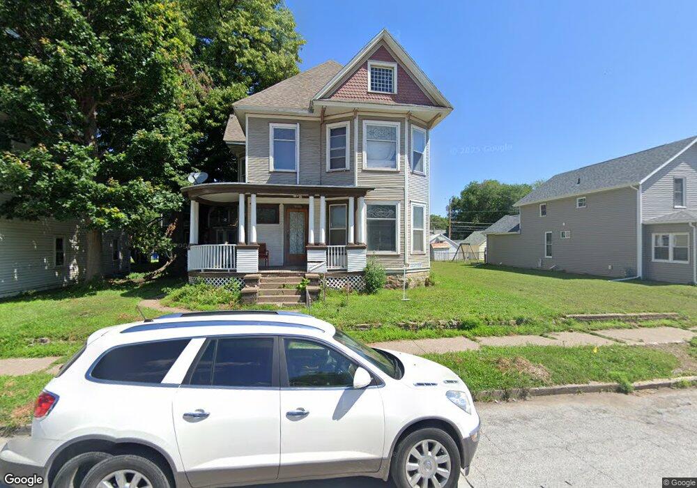 1538 W 3rd St unit 3, Davenport, IA 52802 - photo 1