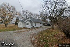 207 N 4th St, Irvington, IL 62848