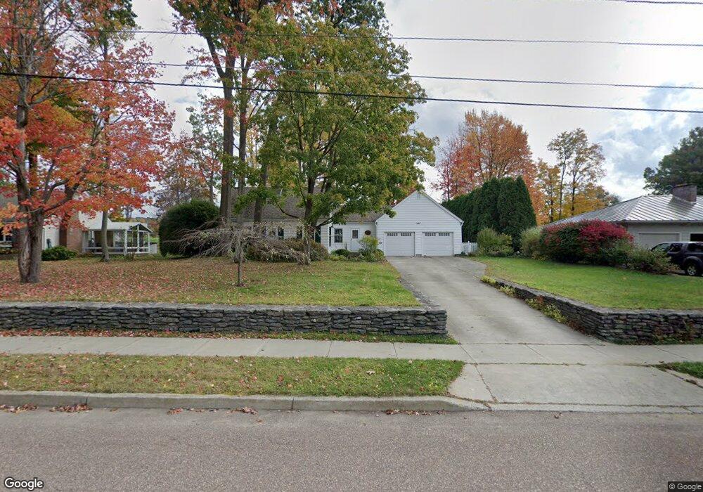 7 Maplewood Ln, Essex Junction, VT 05452 - photo 1