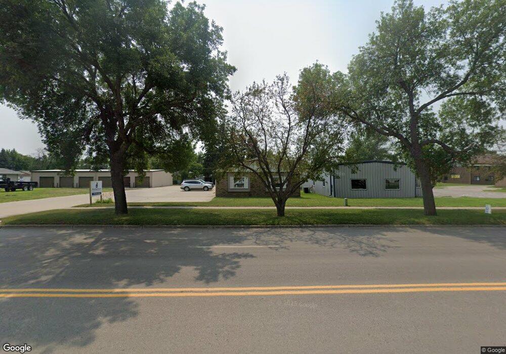 804 13th St NE, Jamestown, ND 58401 - photo 1