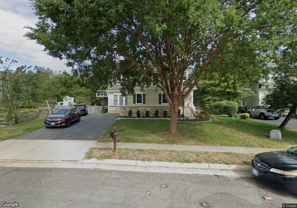 9025 Roaring Spring Loop, Bristow, VA 20136 - photo 1