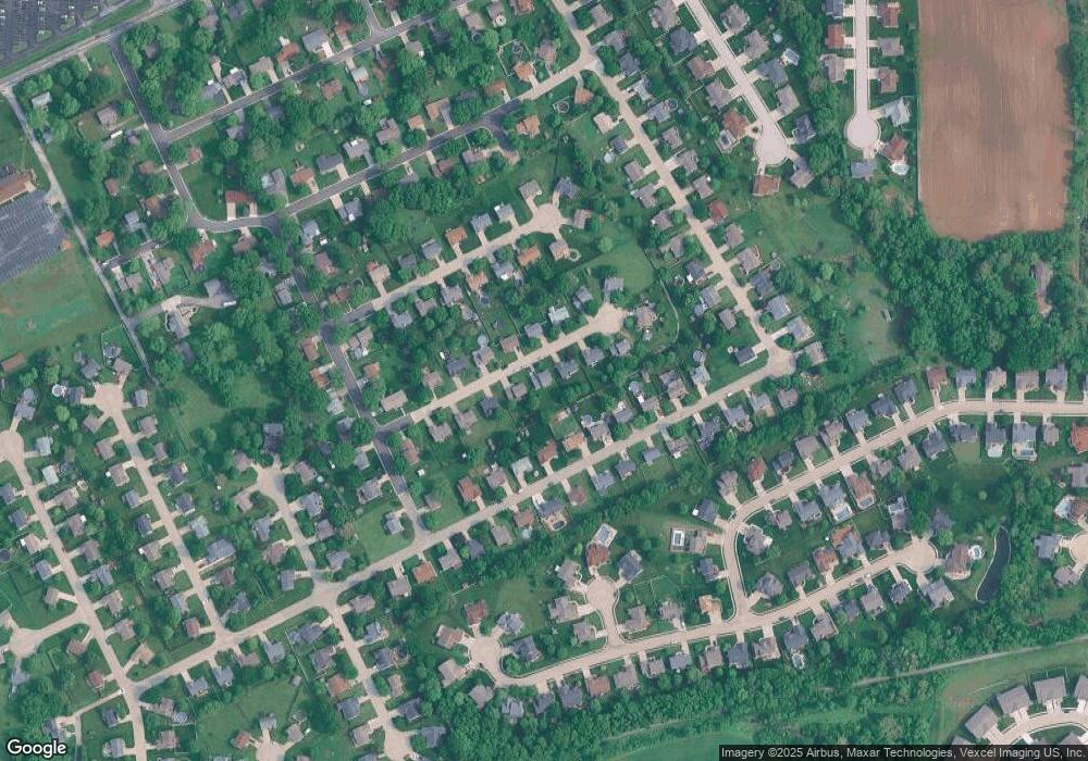 2321 Westchester Dr, Maryville, IL 62062 - photo 1