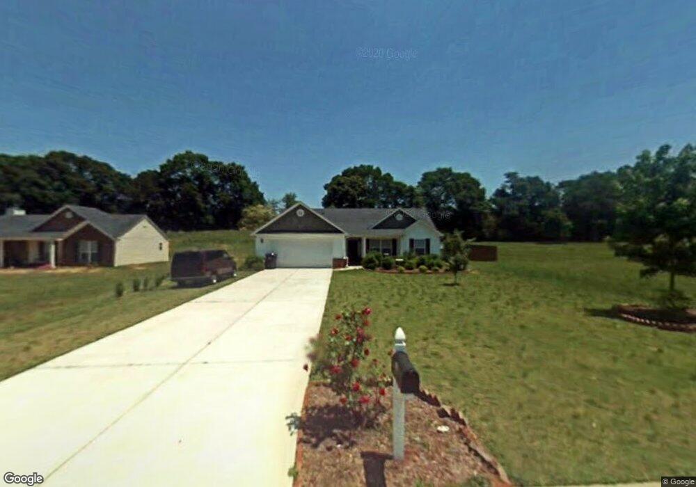 805 Custom Ln, Winder, GA 30680 - photo 1