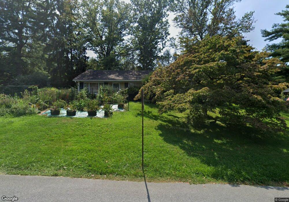 1112 Colonial Rd, Lancaster, PA 17603 - photo 1