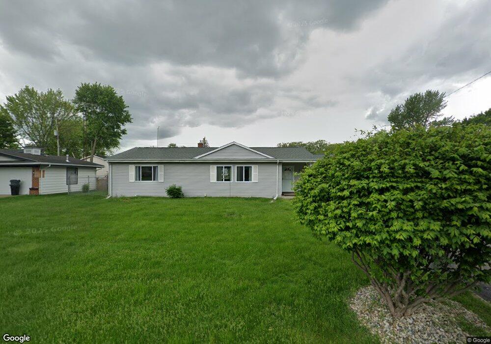 3402 Brookgate Dr, Flint, MI 48507 - photo 1