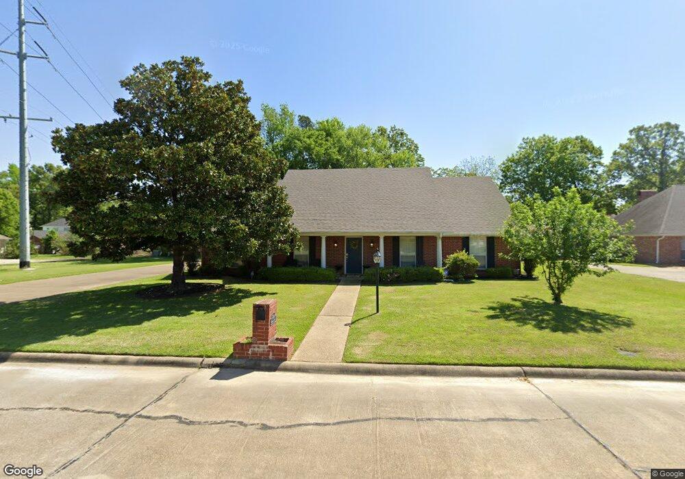 6006 Deerfield Dr, Texarkana, TX 75503 - photo 1