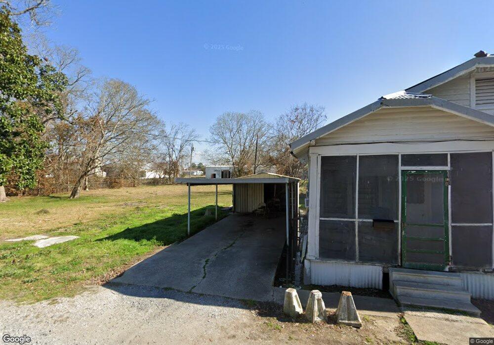 403 Cherokee St, New Iberia, LA 70560 - photo 1