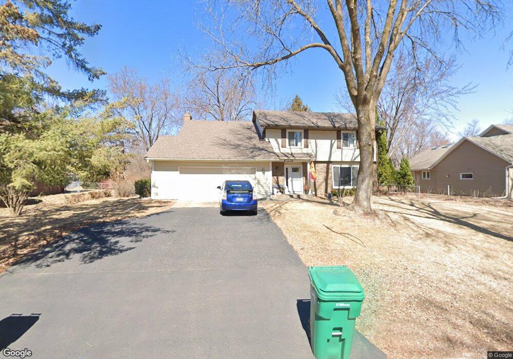 9816 101st Place N, Maple Grove, MN 55369 - photo 1