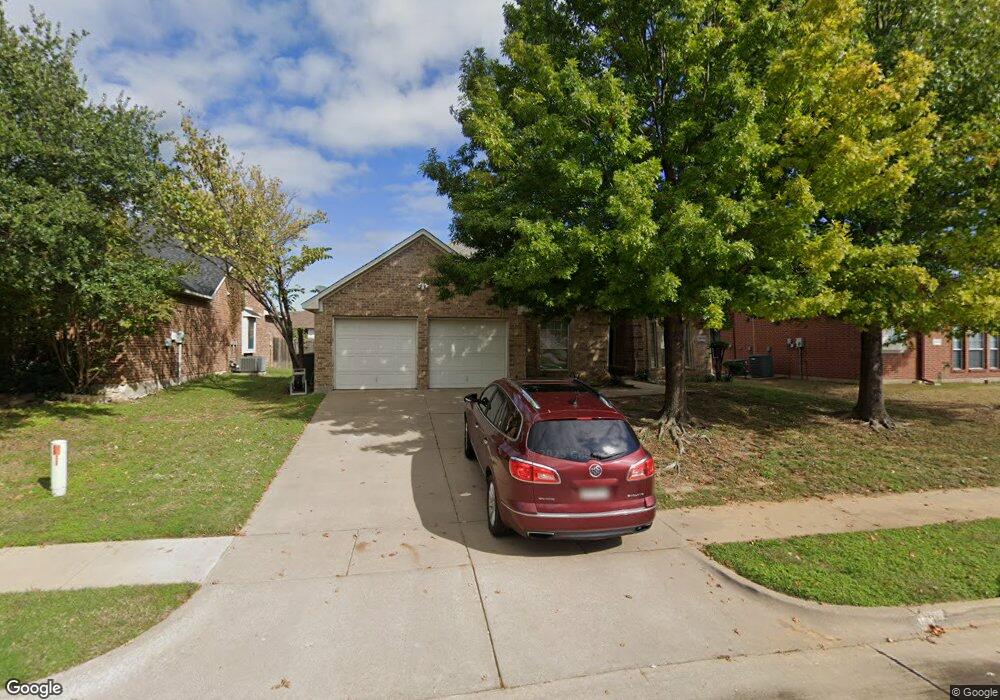 2920 Crystal Way, Grand Prairie, TX 75052 - photo 1