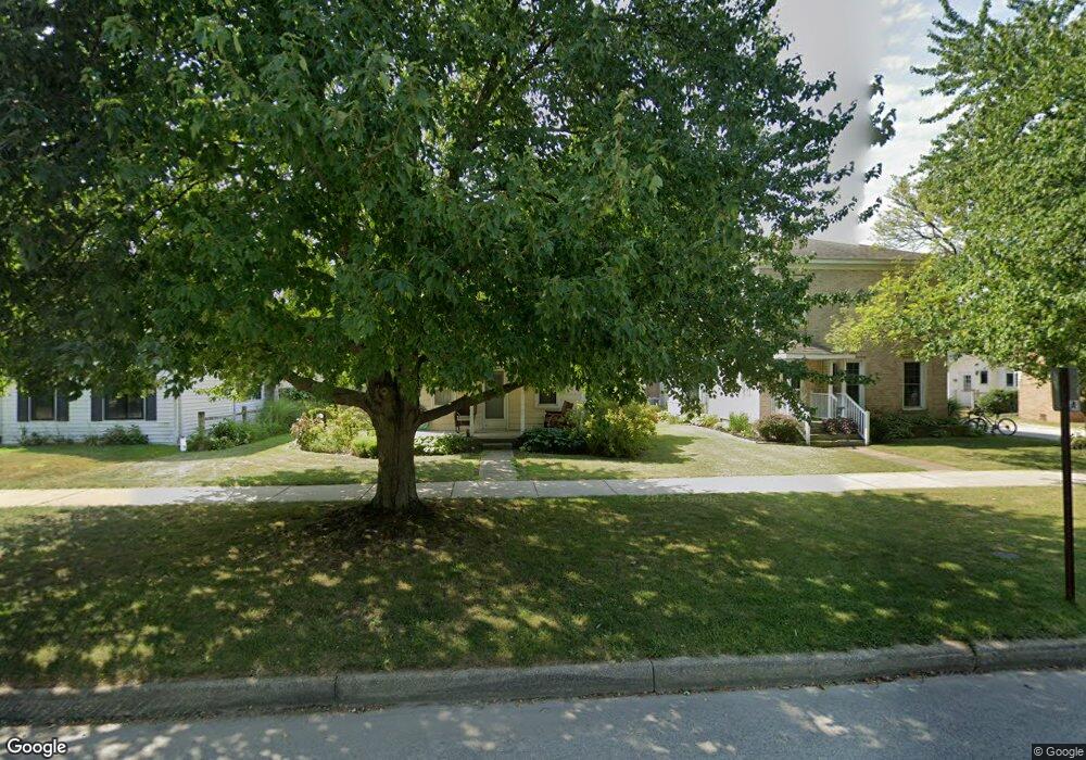 406 W Michigan St, New Carlisle, IN 46552 - photo 1