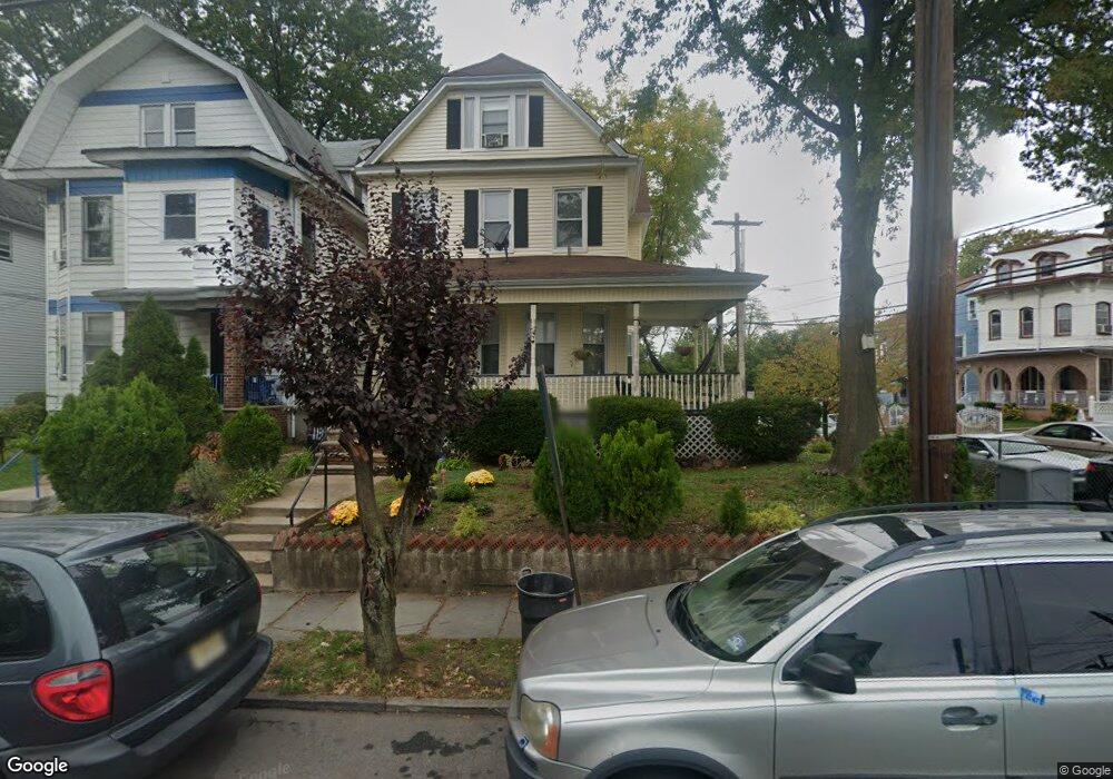 484 Walnut St, Elizabeth, NJ 07201 - photo 1