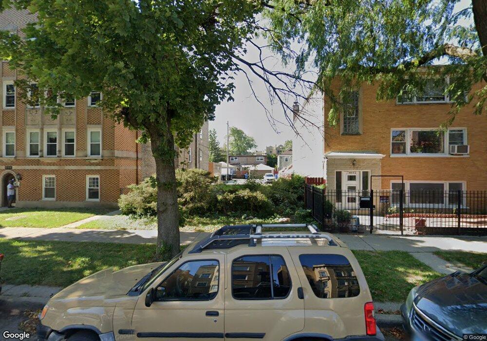 6148 N Mozart St, Chicago, IL 60659 - photo 1