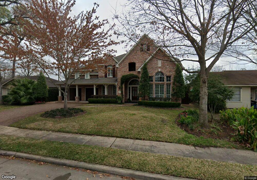 1410 Glourie Dr, Houston, TX 77055 - photo 1