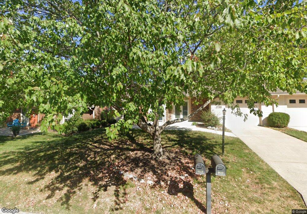 1706 W Combs Dr, Raymore, MO 64083 - photo 1