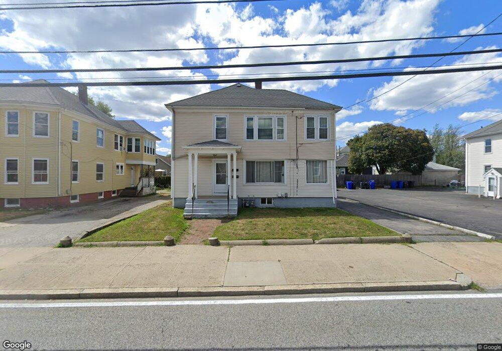 904 Newport Ave, Pawtucket, RI 02861 - photo 1