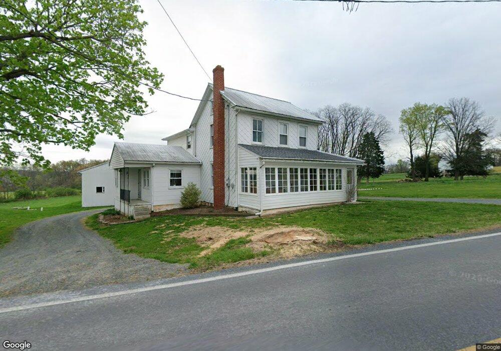 704 Red Run Rd, New Holland, PA 17557 - photo 1