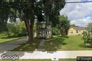 516 W 1st St, Sumner, IA 50674