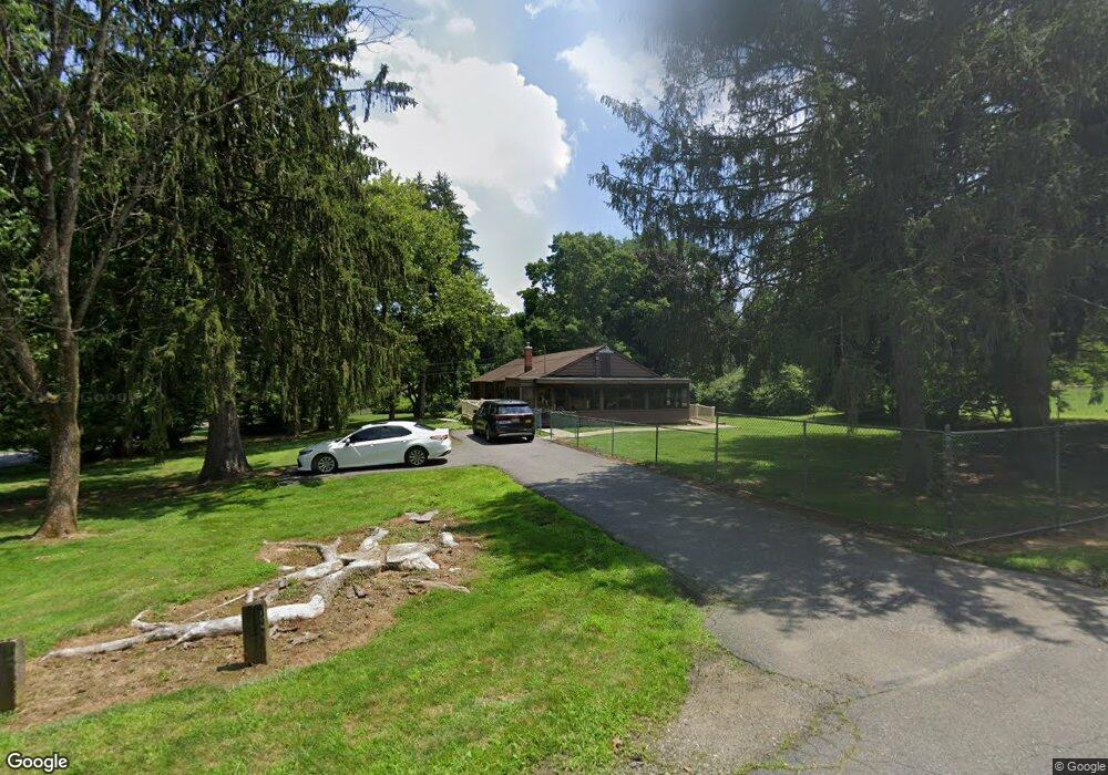 8 Summit Dr, Glen Mills, PA 19342 - photo 1