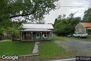 286 Maple Dr, Mount Airy, NC 27030