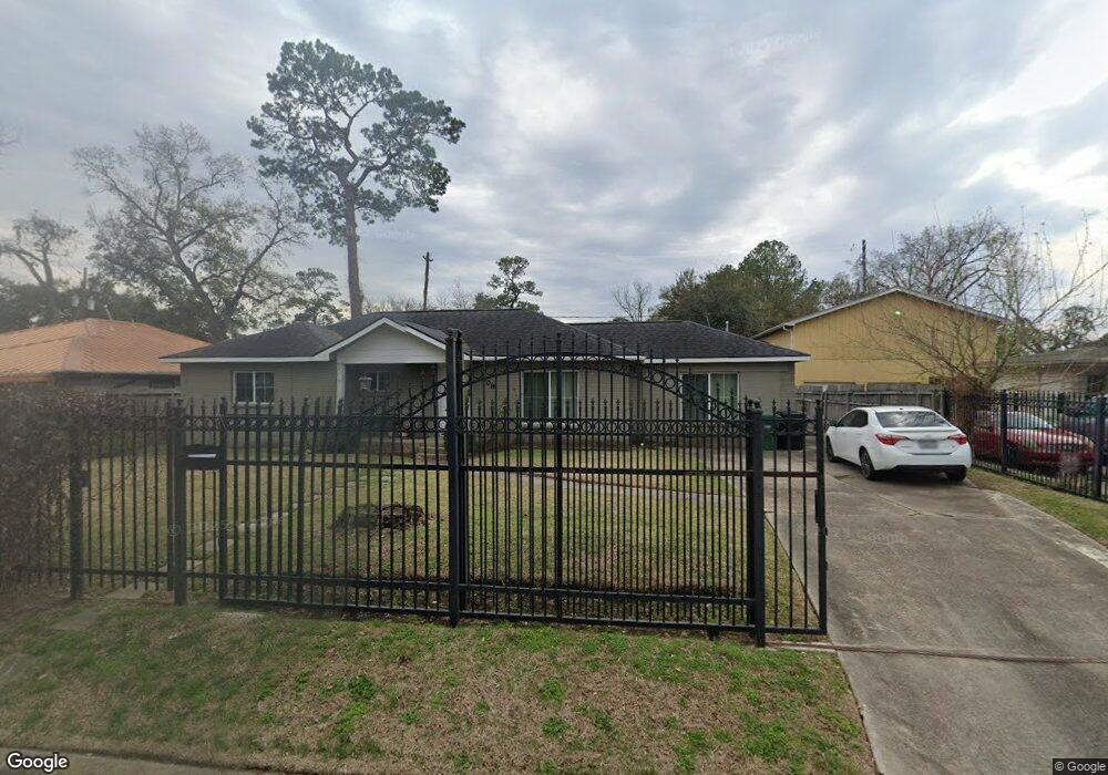 408 Avenue of Oaks St, Houston, TX 77009 - photo 1