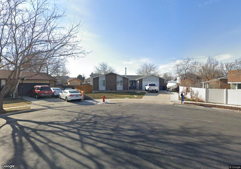 10146 Thyme Cir, South Jordan, UT 84095 - photo 1