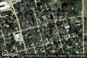 320 N Cedar St, Windsor, IL 61957