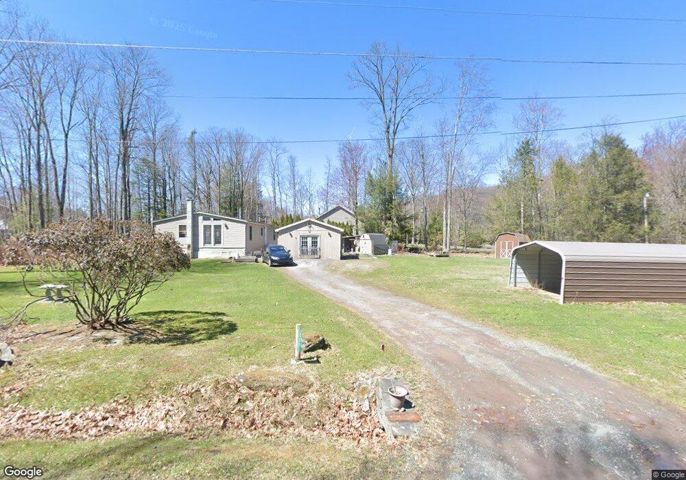 115 Victoria Cir, Jefferson Township, PA 18436 - photo 1