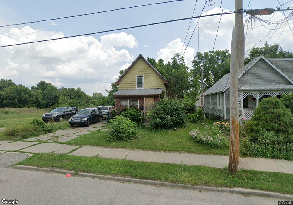 1531 Lyons Ave, Lansing, MI 48910 - photo 1