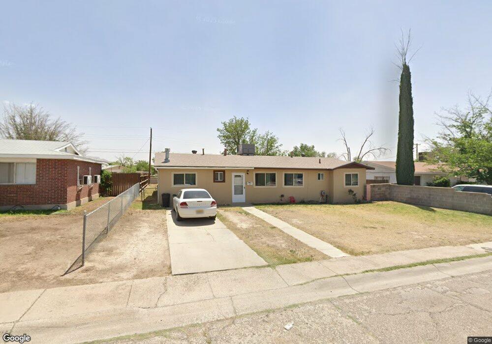 1402 16th St, Alamogordo, NM 88310 - photo 1