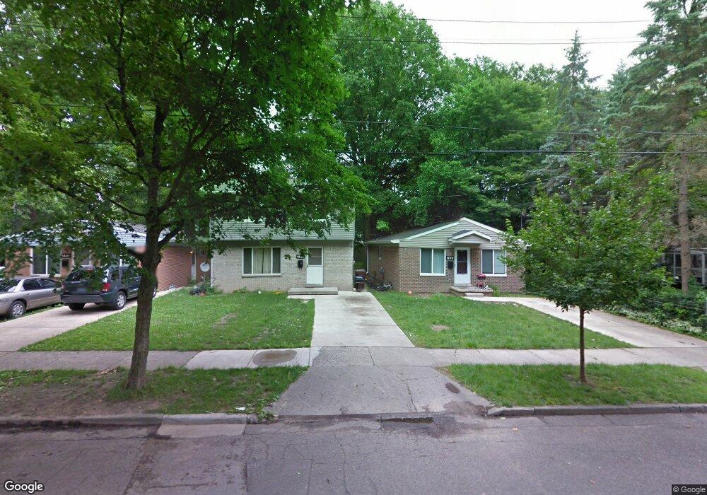 1239 Regent St, Lansing, MI 48912 - photo 1
